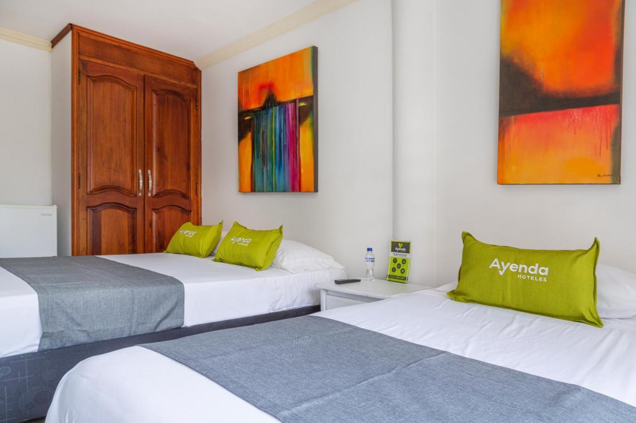 Hotel Boutique Laureles Home - Ayenda 1258 (Adults Only) Medellin Bagian luar foto