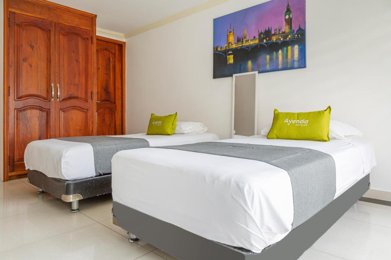 Hotel Boutique Laureles Home - Ayenda 1258 (Adults Only) Medellin Bagian luar foto